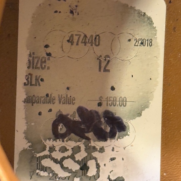 Hugo Boss leather sneakers in great conditions - Picture 9 of 9